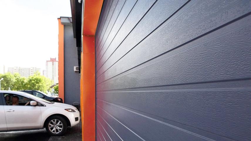 ворота из сэндвич-панелей 